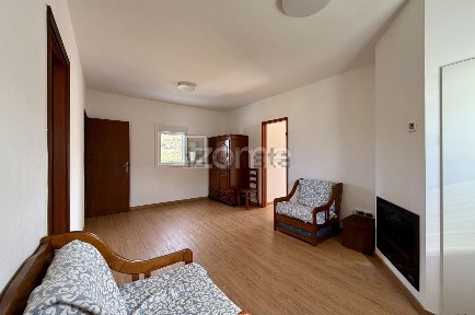 Andar de moradia à venda em N213