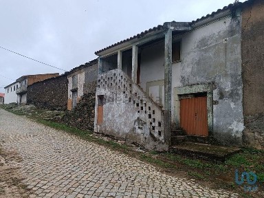 Moradia independente à venda em Salsas