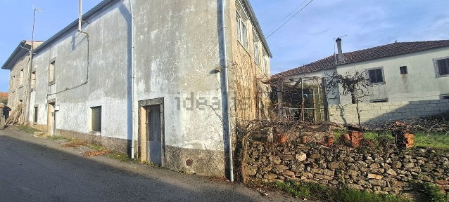 Moradia independente à venda em Póvoa