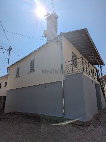 Casa de aldeia à venda na Rua Central s/n