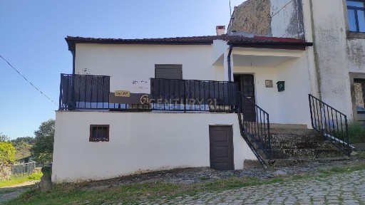 Moradia independente à venda em Caçarelhos
