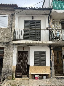 Moradia independente à venda em Argozelo