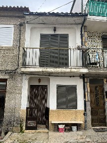 Moradia independente à venda em Argozelo