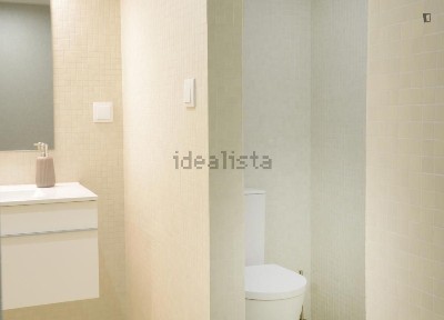 Arrendamento de apartamento T2 em Aliados - Clérigos - Carlos Alberto