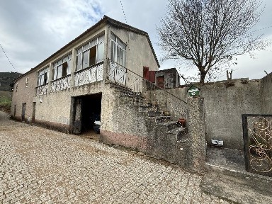 Rabal, Rua da Igreja