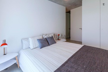 Arrendamento de apartamento T2 na Rua de Miguel Bombarda