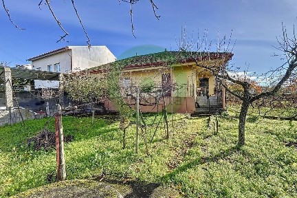 Moradia independente à venda em Rebordelo