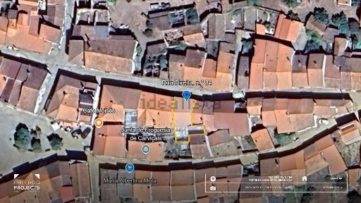 Carviçais, Rua Direita