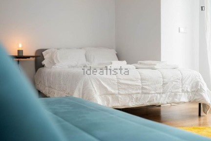 Arrendamento de apartamento T0 na Rua das Doze Casas