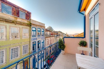 Arrendamento de apartamento T1 na Rua do Bonjardim