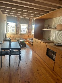 Arrendamento de apartamento T2 na Rua de Santo Ildefonso