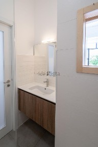 Arrendamento de apartamento T0 na Rua da Arménia