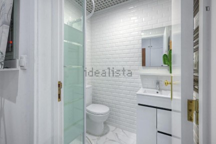 Arrendamento de apartamento T1 no Campo 24 de Agosto