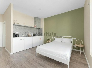 Arrendamento de apartamento T0 na Rua de Latino Coelho