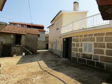Moradia independente à venda em Vila Chã de Braciosa