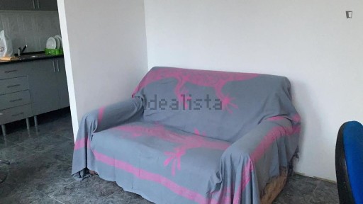 Arrendamento de apartamento T1 na Rua de Costa Cabral