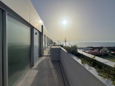 Arrendamento de apartamento T1 na Avenida da Beira-Mar