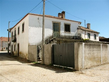Moradia independente à venda em Palaçoulo