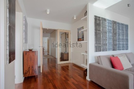 Arrendamento de apartamento T2 na Rua de Nossa Senhora de Fátima