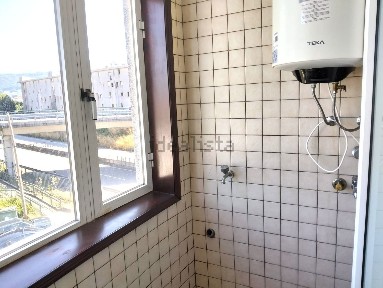 Arrendamento de apartamento T2 na Rua Joaquim de Carvalho