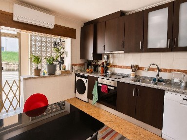 Apartamento T3 à venda em Sé - Santa Maria - Meixedo