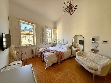 Arrendamento de apartamento T0 na Rua do Almada