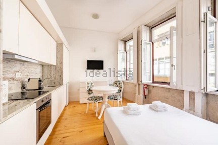 Arrendamento de apartamento T0 na Rua do Breiner