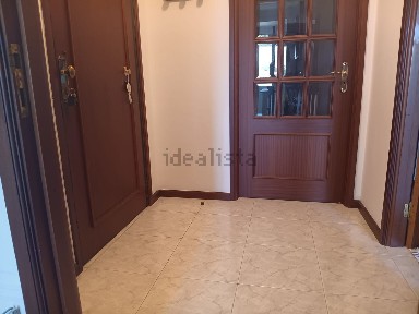 Arrendamento de apartamento T2 na Rua Viso, 230