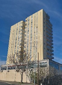 Apartamento T3 à venda na Rua Professor Dionísio Gonçalves
