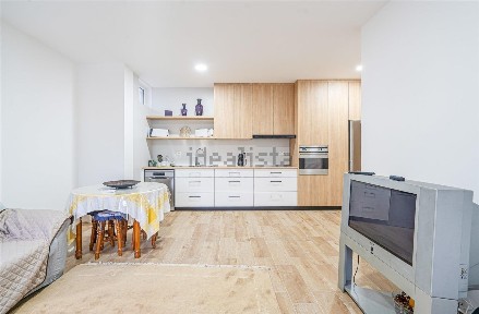 Apartamento T3 à venda na Rua Leite de Vasconcelos