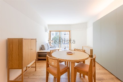 Arrendamento de apartamento T1 na Rua de 5 de Outubro