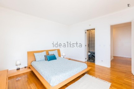 Arrendamento de apartamento T3 na Rua dos Flores