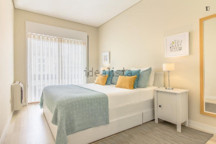Arrendamento de apartamento T1 na Rua de Santa Catarina