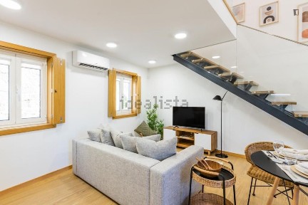 Arrendamento de apartamento T1 na Rua de Aníbal Cunha