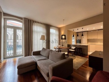 Arrendamento de apartamento T1 na Praça de Almeida Garrett