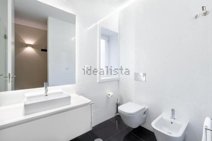 Arrendamento de apartamento T1 na Rua de Santa Catarina