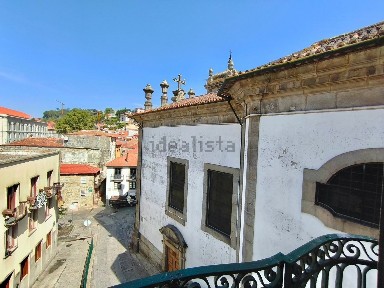 Arrendamento de apartamento T2 na Rua de Tomás Gonzaga
