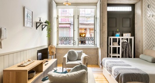 Arrendamento de apartamento T1 na Rua do Sol