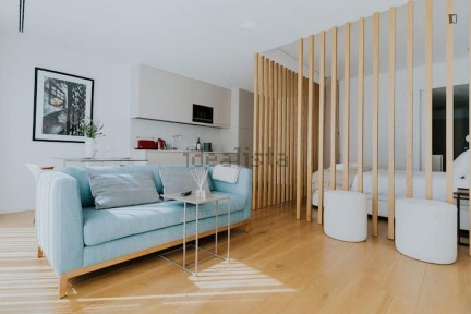 Arrendamento de apartamento T0 na Rua do Almada