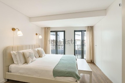 Arrendamento de apartamento T0 na Rua Particular João Félix