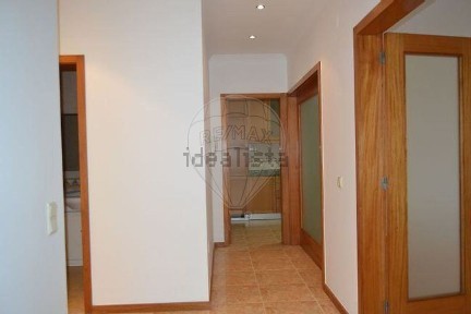 Arrendamento de apartamento T3 em Árvore