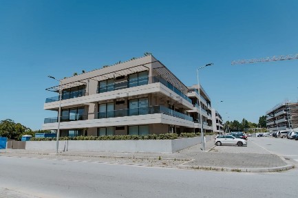 Arrendamento de apartamento T1 na Rua da Arrábida, 98