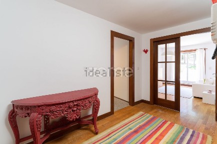 Arrendamento de apartamento T1 na Rua da Arrábida, 16