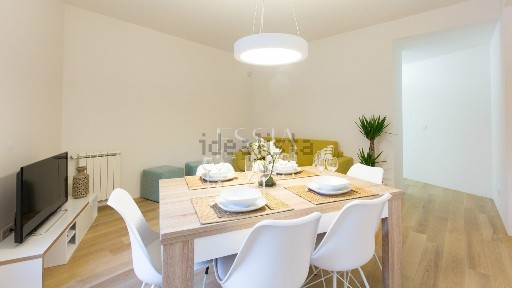 Arrendamento de apartamento T2 na Rua de Vilar s/n