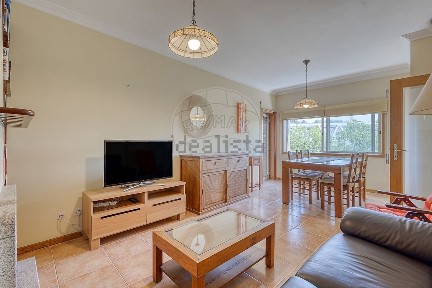 Arrendamento de apartamento T1 na Santo Ovídio - Cedro - Monte da Virgem