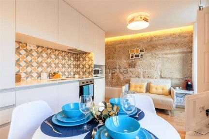 Arrendamento de apartamento T1 na Rua do Loureiro