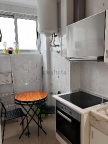Arrendamento de apartamento T0 na Rua João das Regras