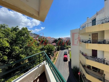 Arrendamento de apartamento T1 em Caniço