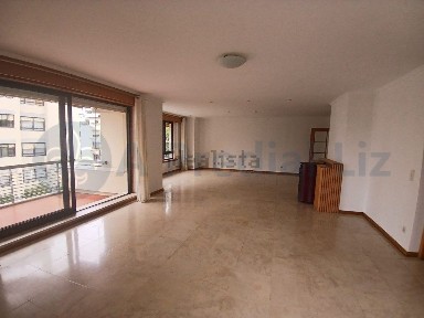 Arrendamento de apartamento T3 na Rua de Duarte Barbosa