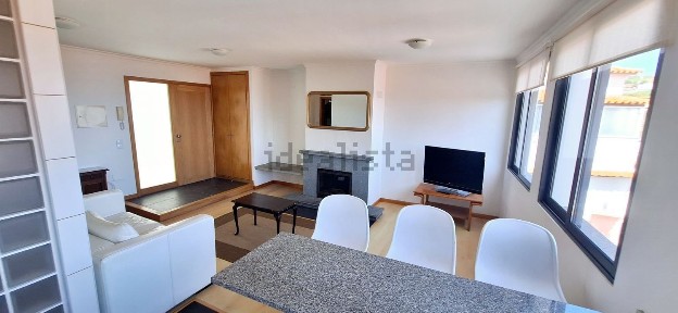Arrendamento de apartamento T1 no Caminho do Laranjal